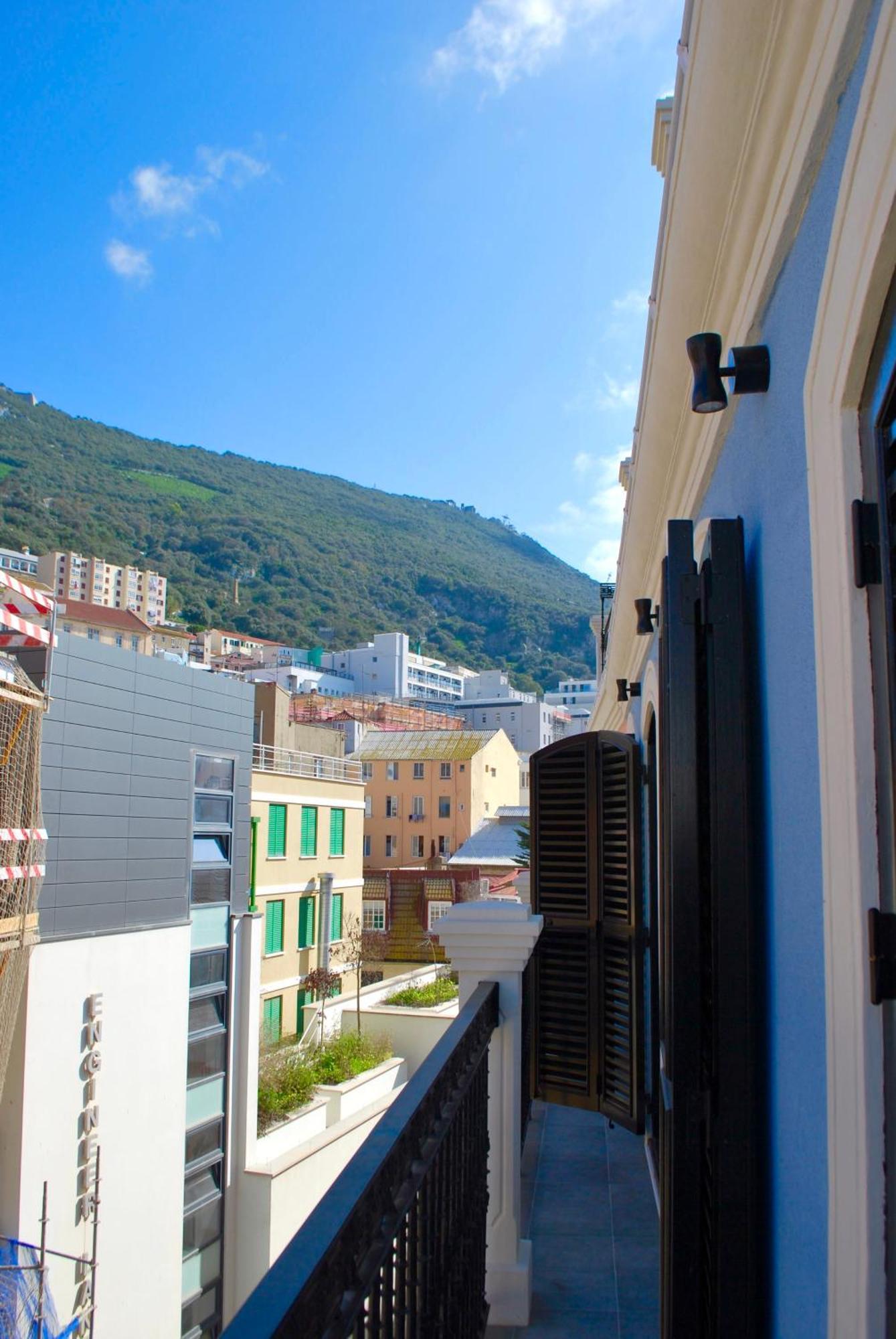 Fabulous City Centre Apartment - Grand Central House Gibraltar Ngoại thất bức ảnh