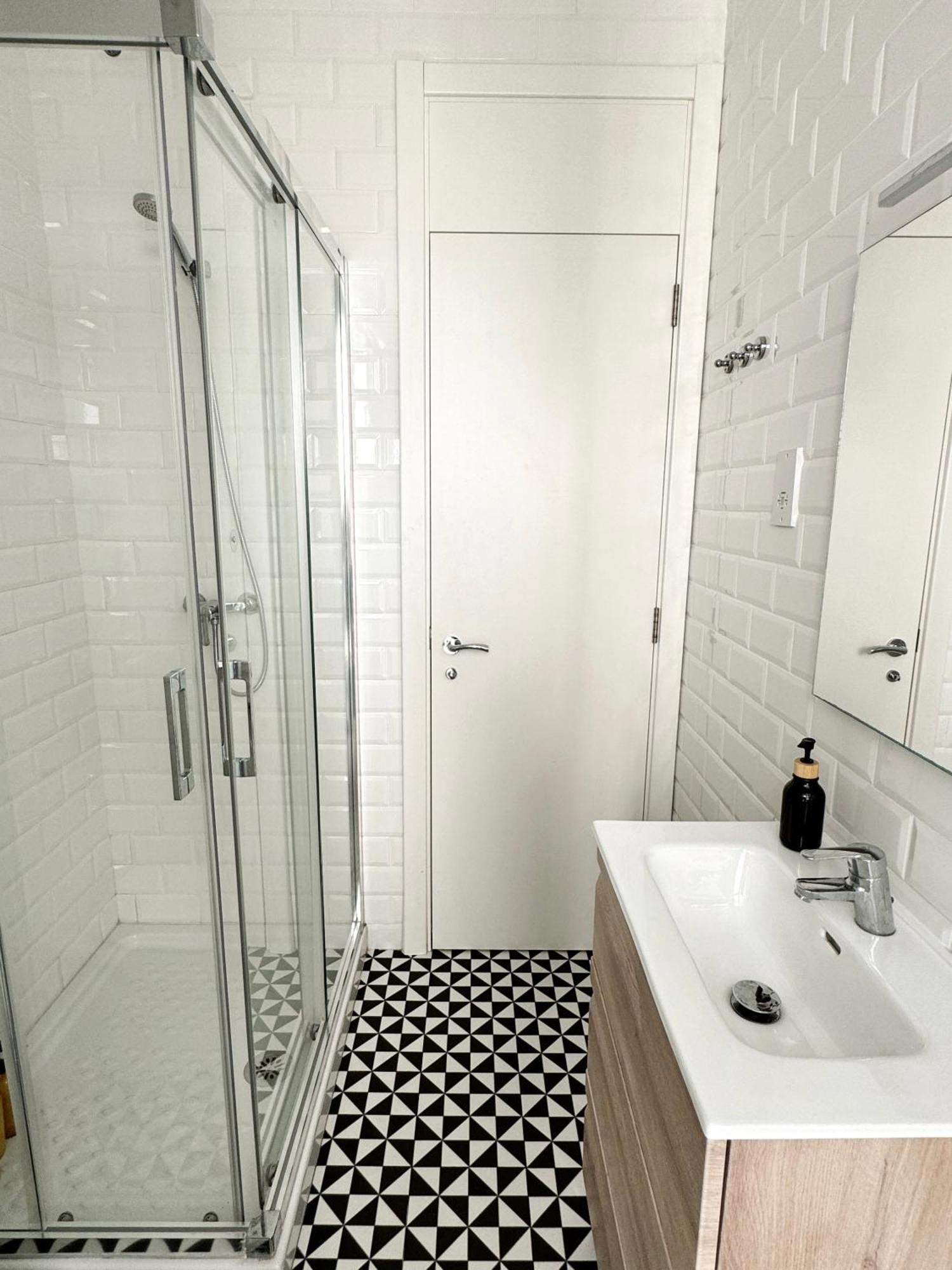 Fabulous City Centre Apartment - Grand Central House Gibraltar Ngoại thất bức ảnh