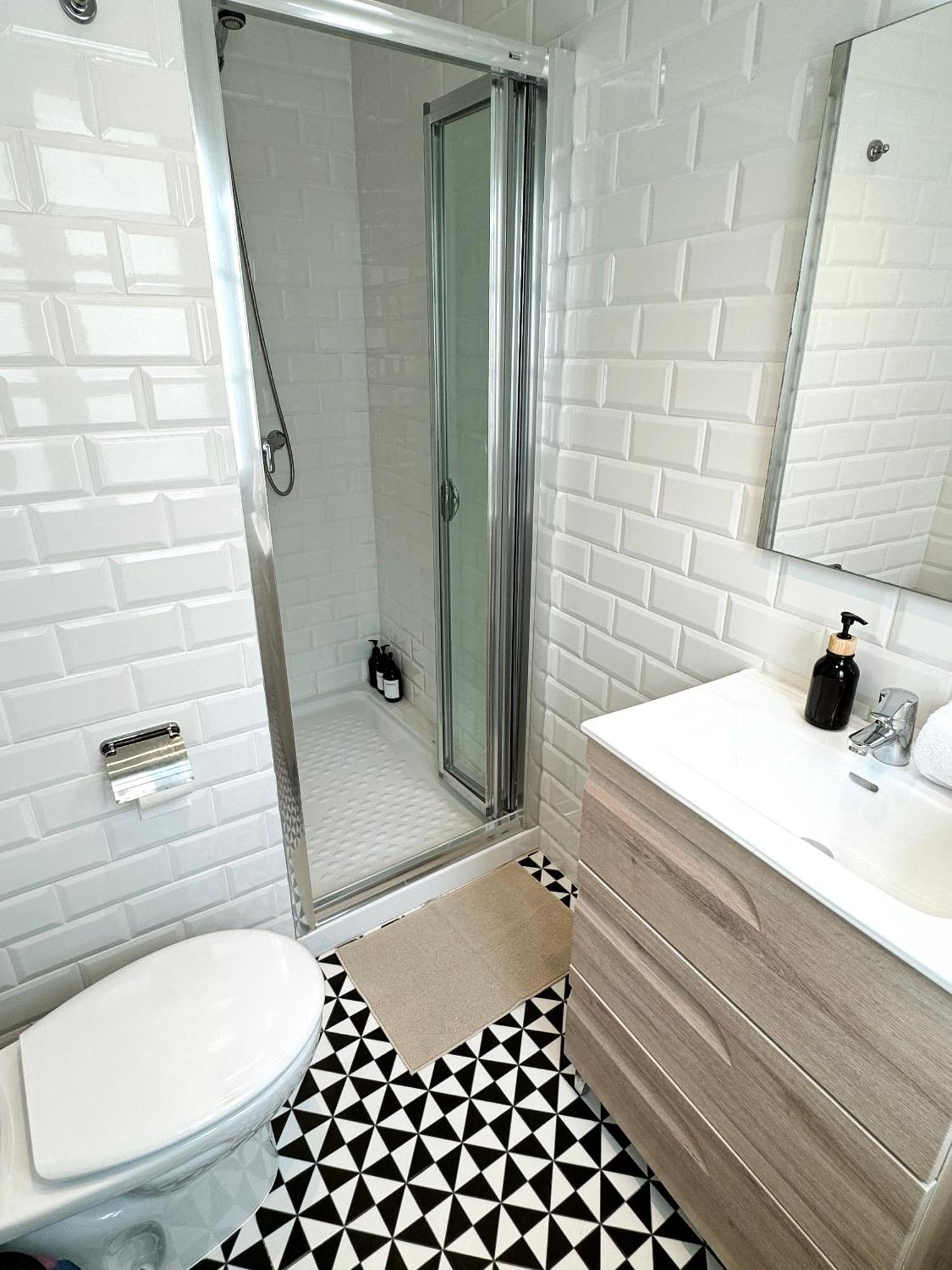 Fabulous City Centre Apartment - Grand Central House Gibraltar Ngoại thất bức ảnh