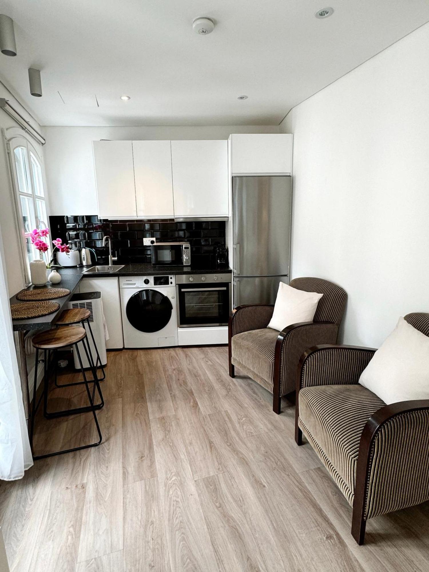 Fabulous City Centre Apartment - Grand Central House Gibraltar Ngoại thất bức ảnh
