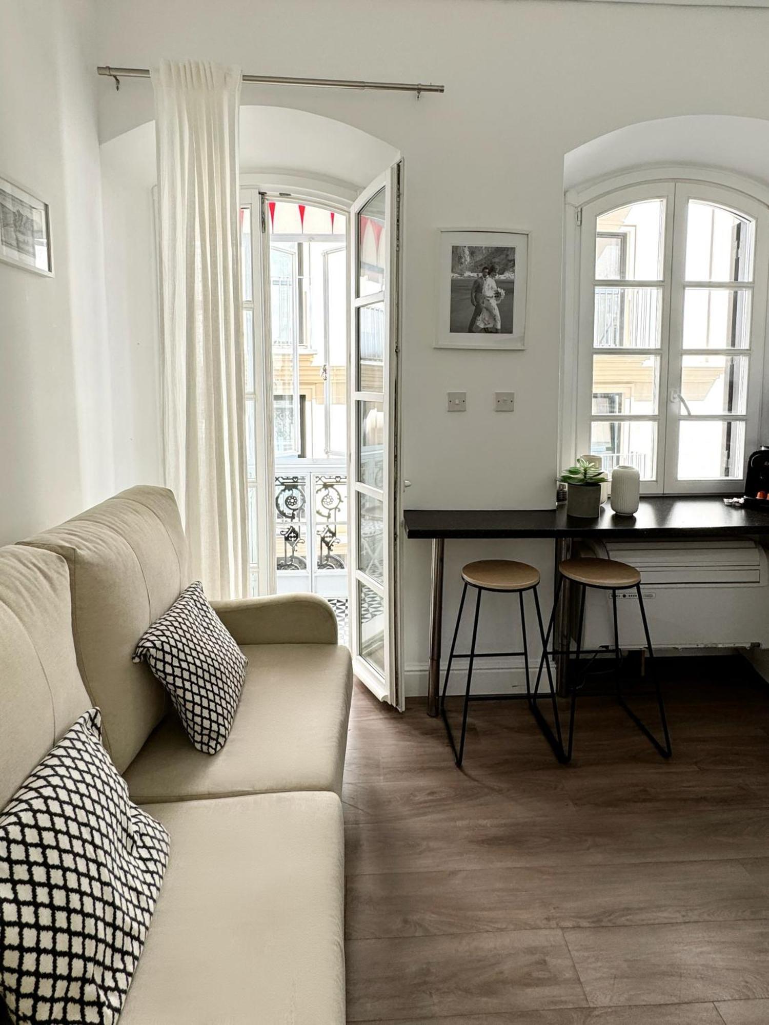 Fabulous City Centre Apartment - Grand Central House Gibraltar Ngoại thất bức ảnh