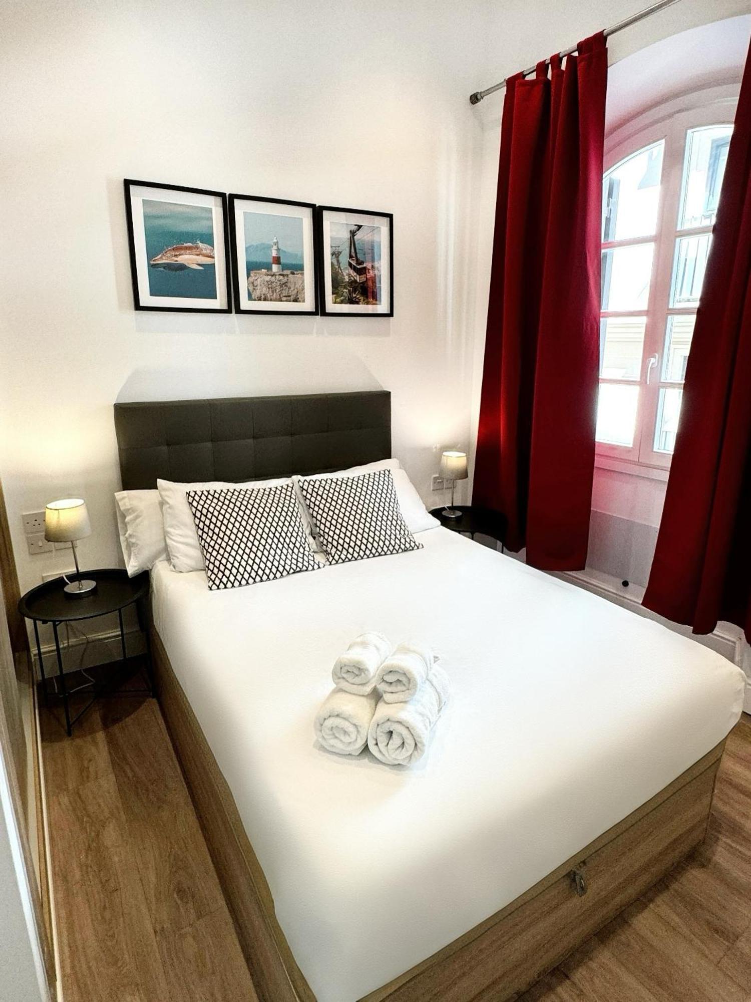 Fabulous City Centre Apartment - Grand Central House Gibraltar Ngoại thất bức ảnh